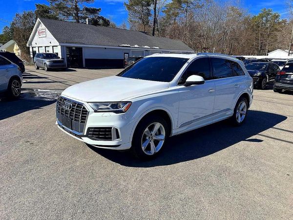 2023 AUDI Q7 quattro Premium