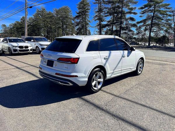 2023 AUDI Q7 quattro Premium