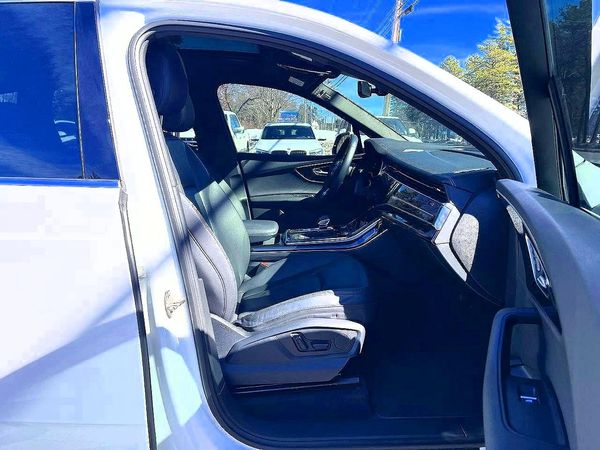 2023 AUDI Q7 quattro Premium