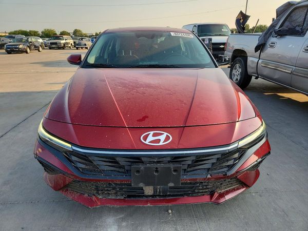 2024 HYUNDAI ELANTRA SEL w/ Convenience Pkg