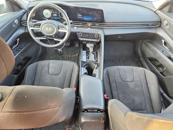 2024 HYUNDAI ELANTRA SEL w/ Convenience Pkg