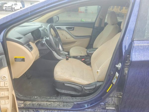 2013 HYUNDAI ELANTRA