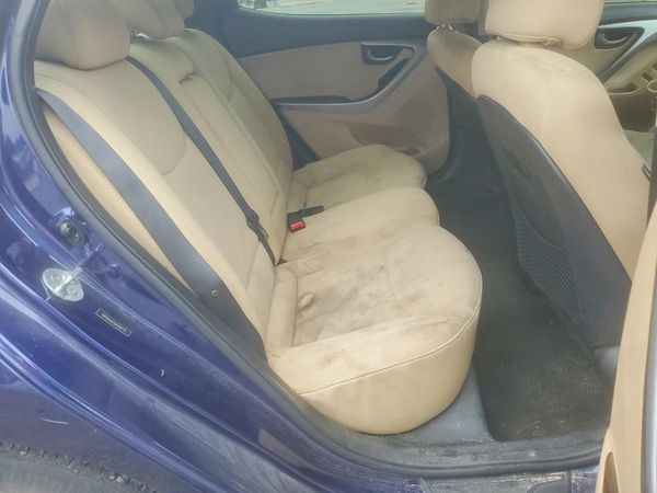 2013 HYUNDAI ELANTRA
