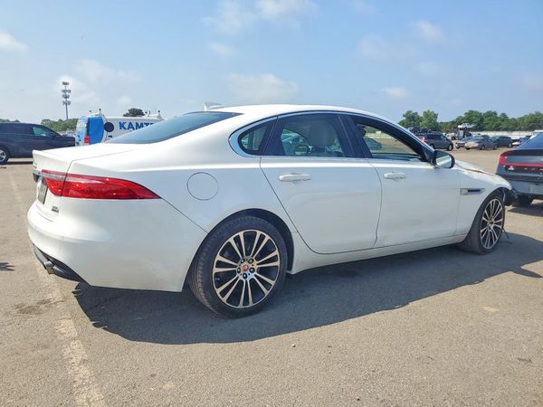 2020 JAGUAR XF Prestige