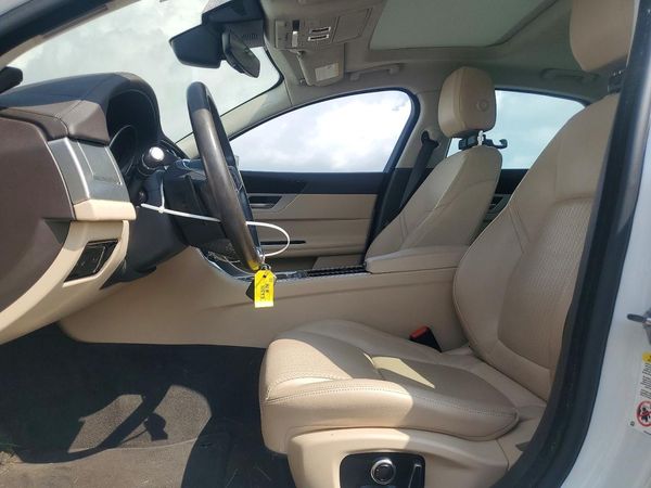2020 JAGUAR XF Prestige