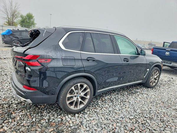 2025 BMW X5 xDrive40i