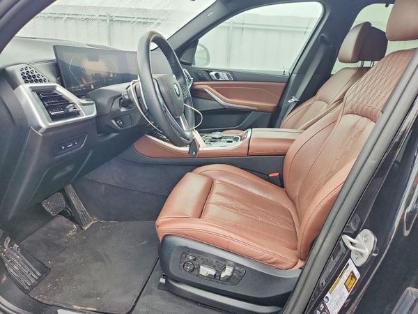 2025 BMW X5 xDrive40i