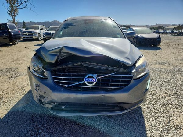 2016 VOLVO XC60