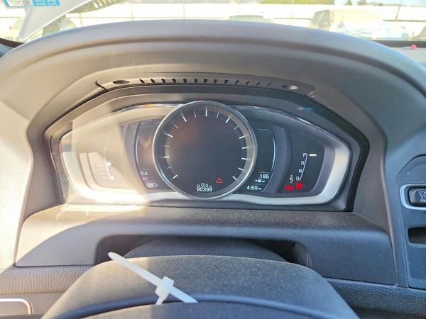 2016 VOLVO XC60