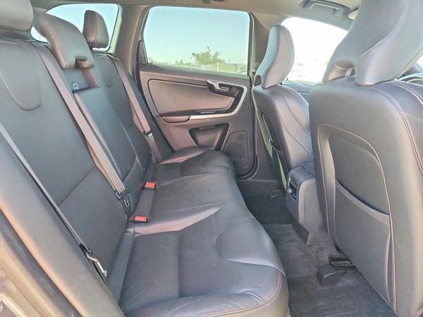 2016 VOLVO XC60