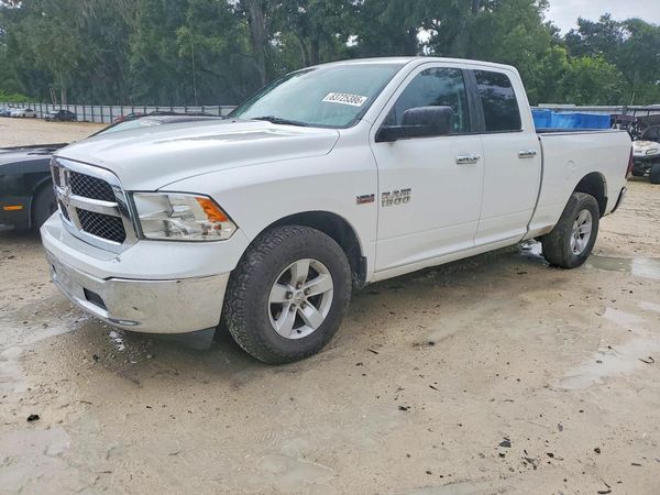 2016 RAM 1500 SLT