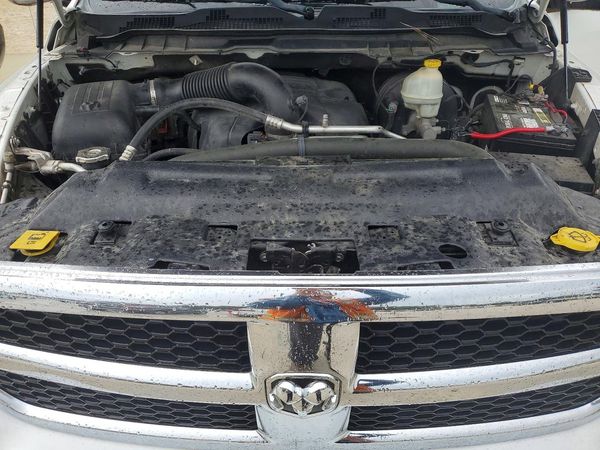 2016 RAM 1500 SLT