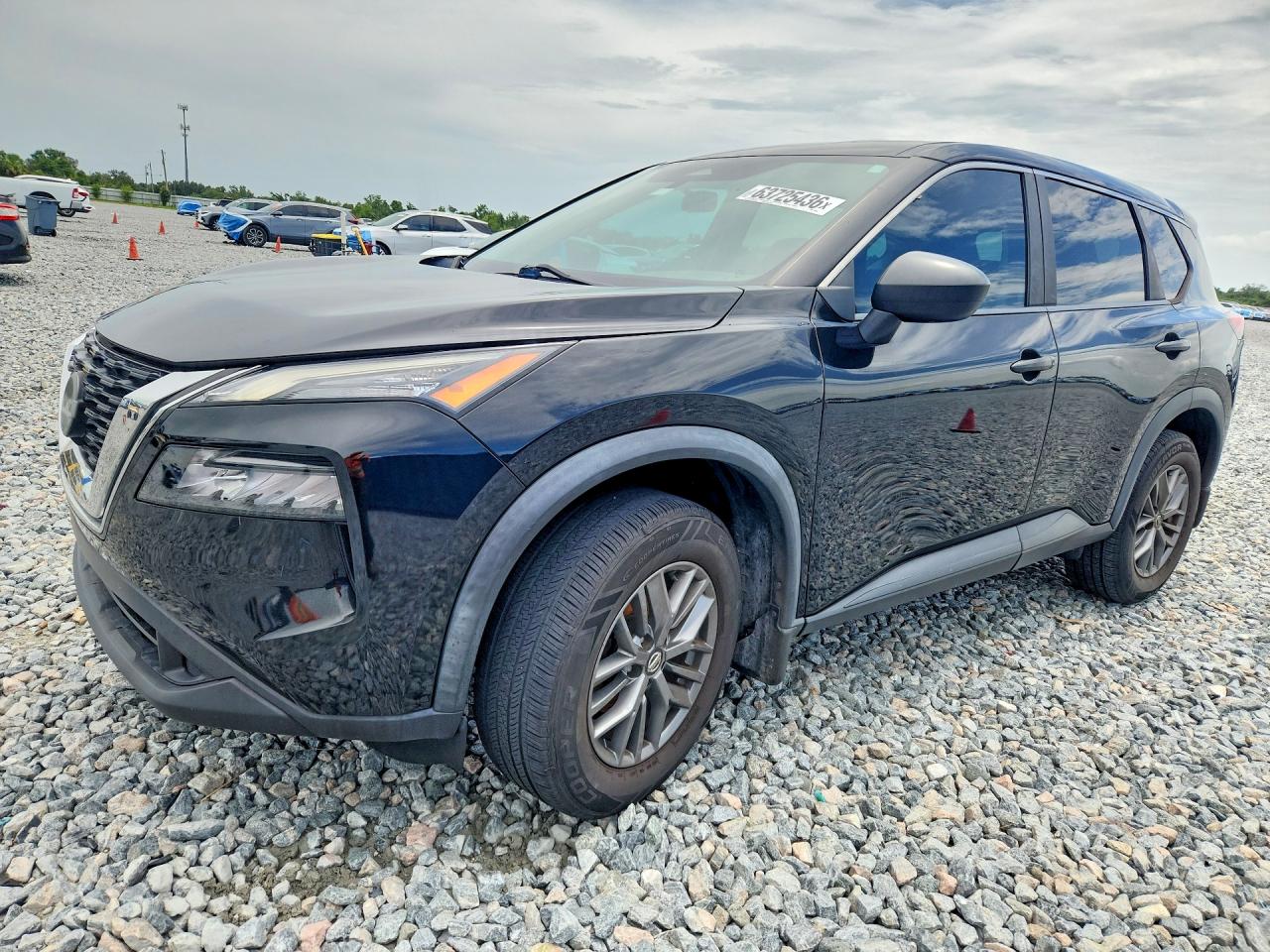 2021 NISSAN ROGUE S — Front 3/4