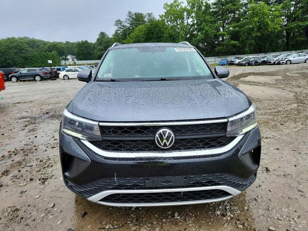 2022 VOLKSWAGEN TAOS
