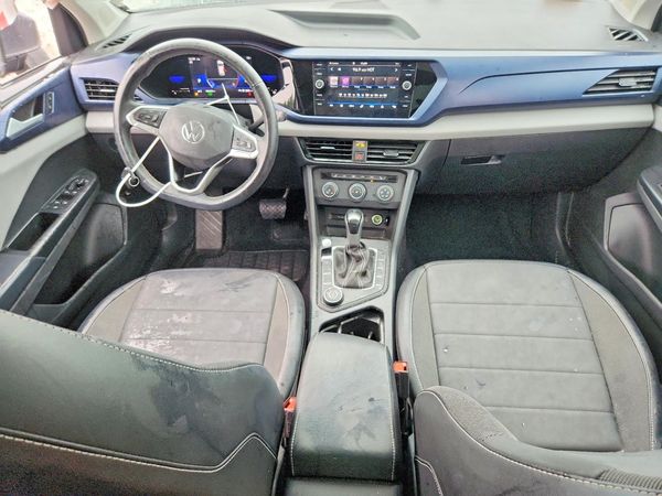 2022 VOLKSWAGEN TAOS