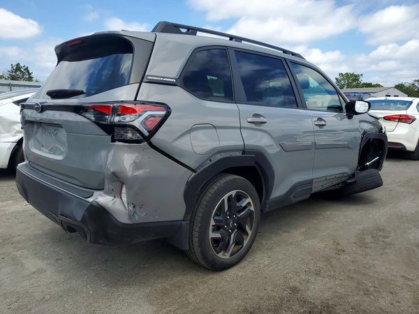 2025 SUBARU FORESTER