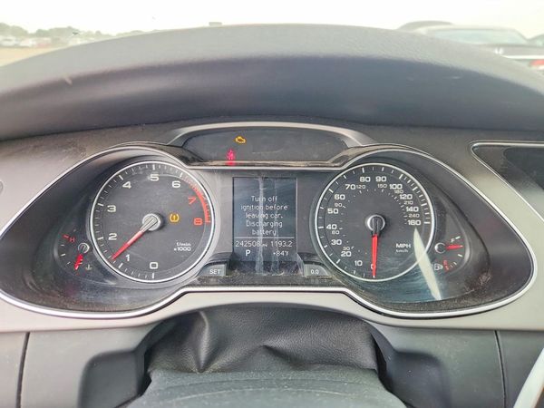 2013 AUDI A4 quattro Premium