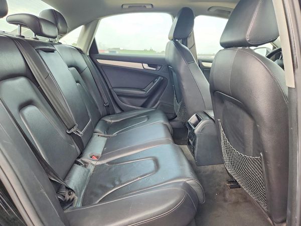 2013 AUDI A4 quattro Premium