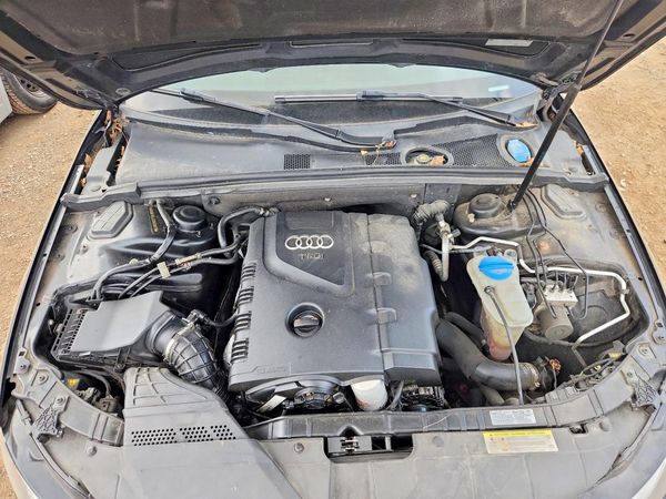 2013 AUDI A4 quattro Premium