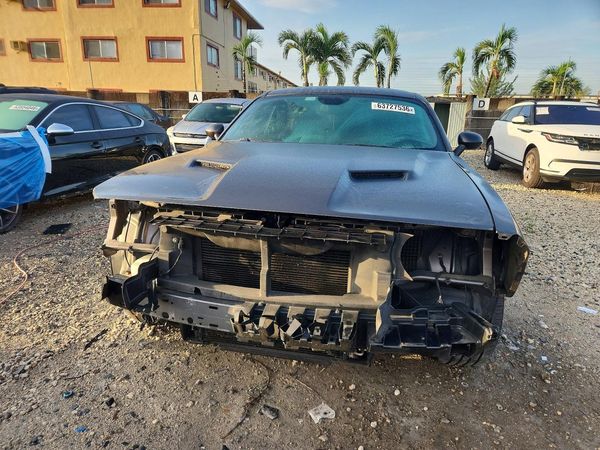 2015 DODGE CHALLENGER SXT