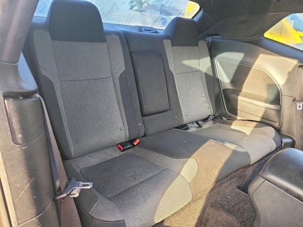 2015 DODGE CHALLENGER SXT