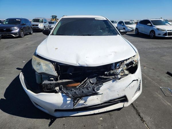 2014 TOYOTA CAMRY SOLA Hybrid