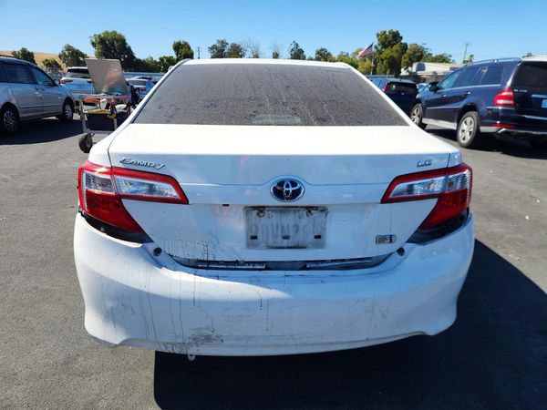 2014 TOYOTA CAMRY SOLA Hybrid