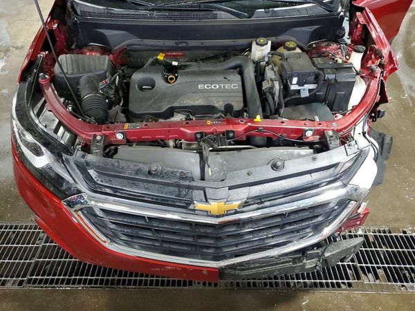 2019 CHEVROLET EQUINOX LT (1LT) — Engine bay