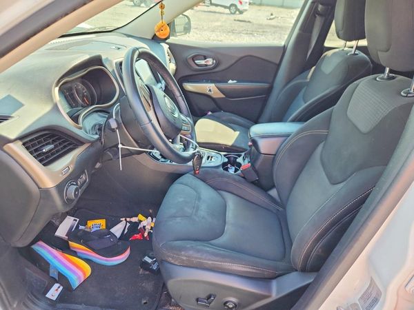 2017 JEEP CHEROKEE LATITUDE FWD