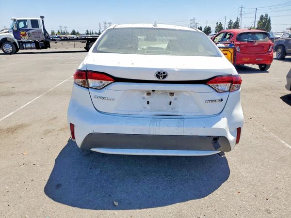 2021 TOYOTA COROLLA LE — DIRR