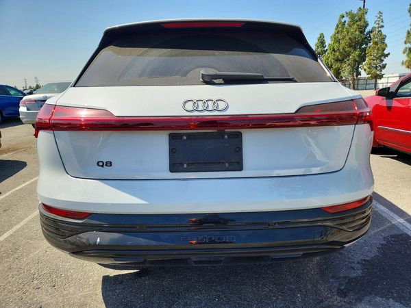 2024 AUDI Q8 E-TRON quattro Premium