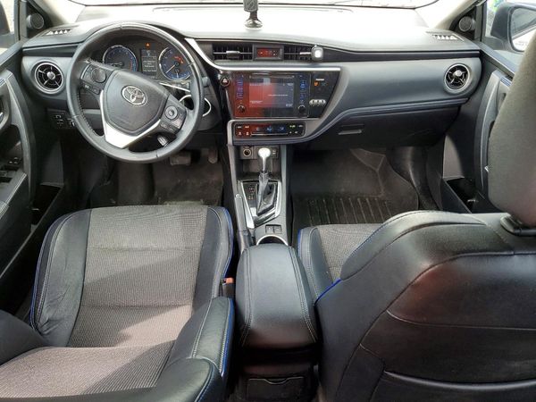 2017 TOYOTA COROLLA