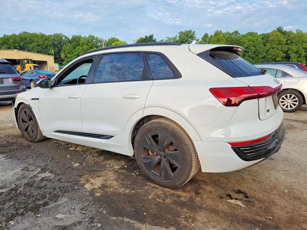 2024 AUDI Q8 E-TRON