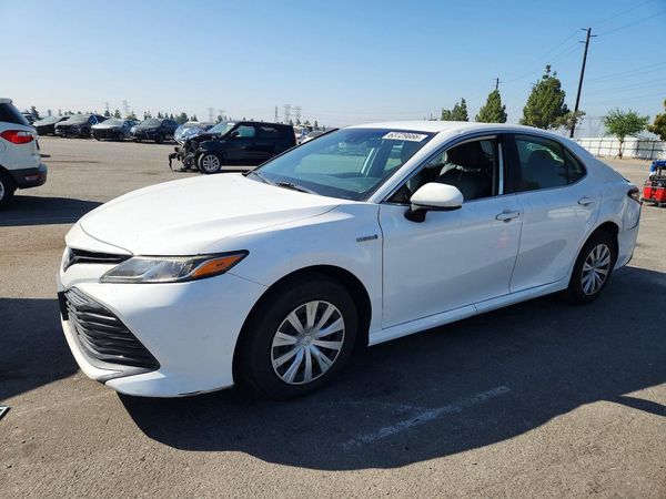 2020 TOYOTA CAMRY LE Hybrid