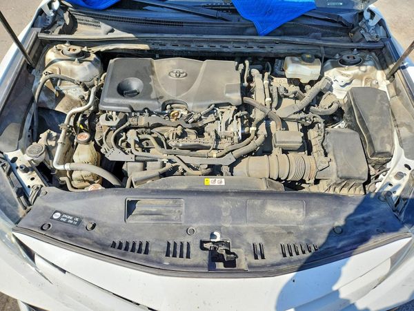 2020 TOYOTA CAMRY LE Hybrid