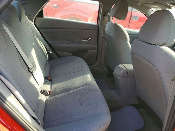 2021 HYUNDAI ELANTRA