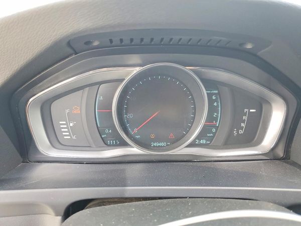 2014 VOLVO S60