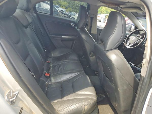 2014 VOLVO S60