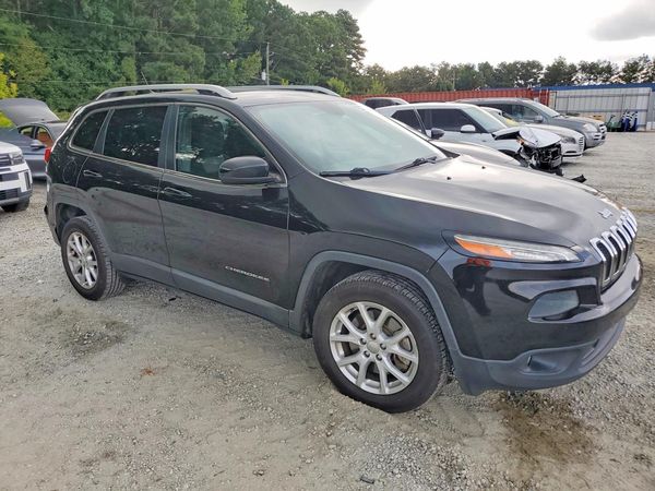 2018 JEEP CHEROKEE LATITUDE FWD