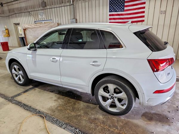 2023 AUDI Q5 S Line quattro Prestige