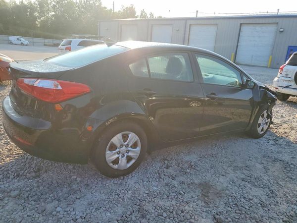 2016 KIA FORTE GL (Middle-Low Grade)