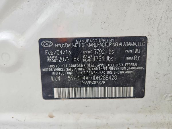 2013 HYUNDAI ELANTRA