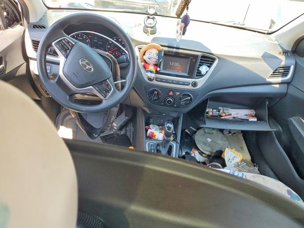 2019 HYUNDAI ACCENT SE and SEL