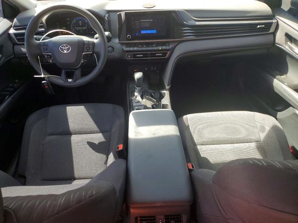 2025 TOYOTA CAMRY