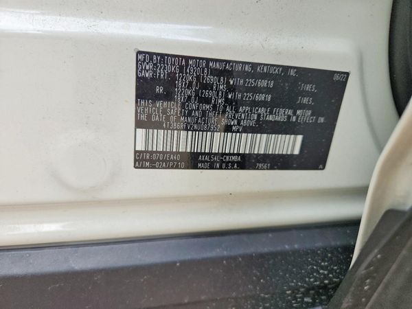 2022 TOYOTA RAV4 XLE Premium