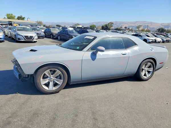 2022 DODGE CHALLENGER SXT