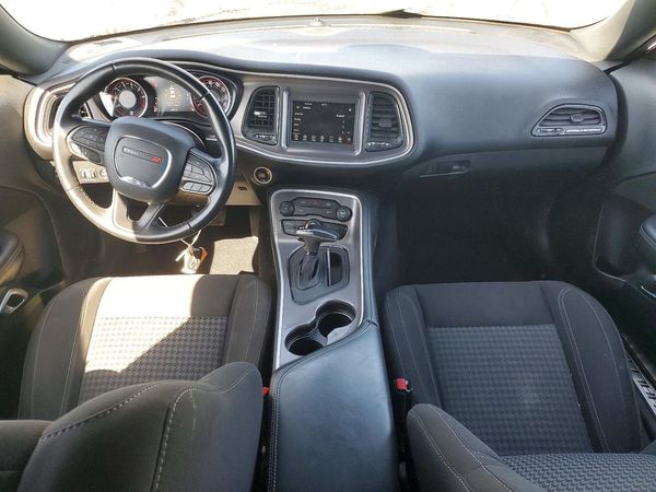 2022 DODGE CHALLENGER SXT