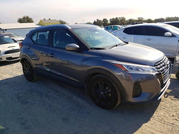2022 NISSAN KICKS SV