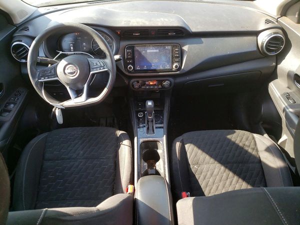 2022 NISSAN KICKS SV
