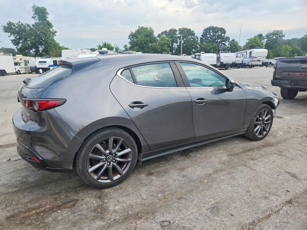 2021 MAZDA 3